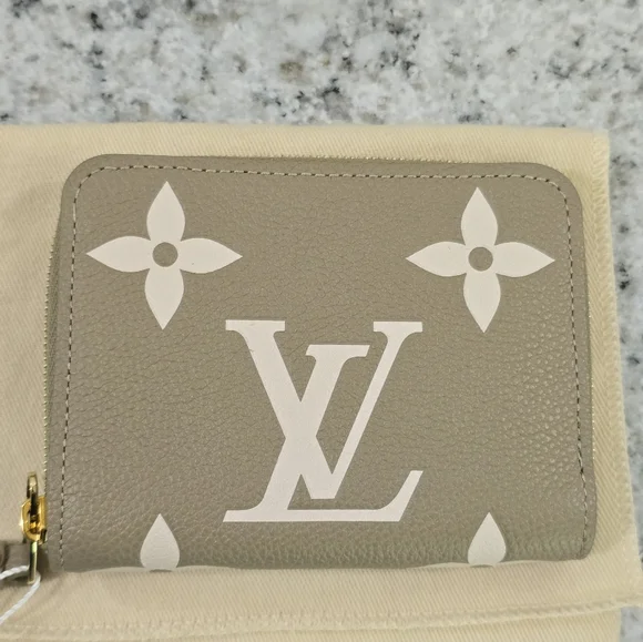 NWT Louis Vuitton Monogram Empreinte Bicolor Zippy Coin Purse